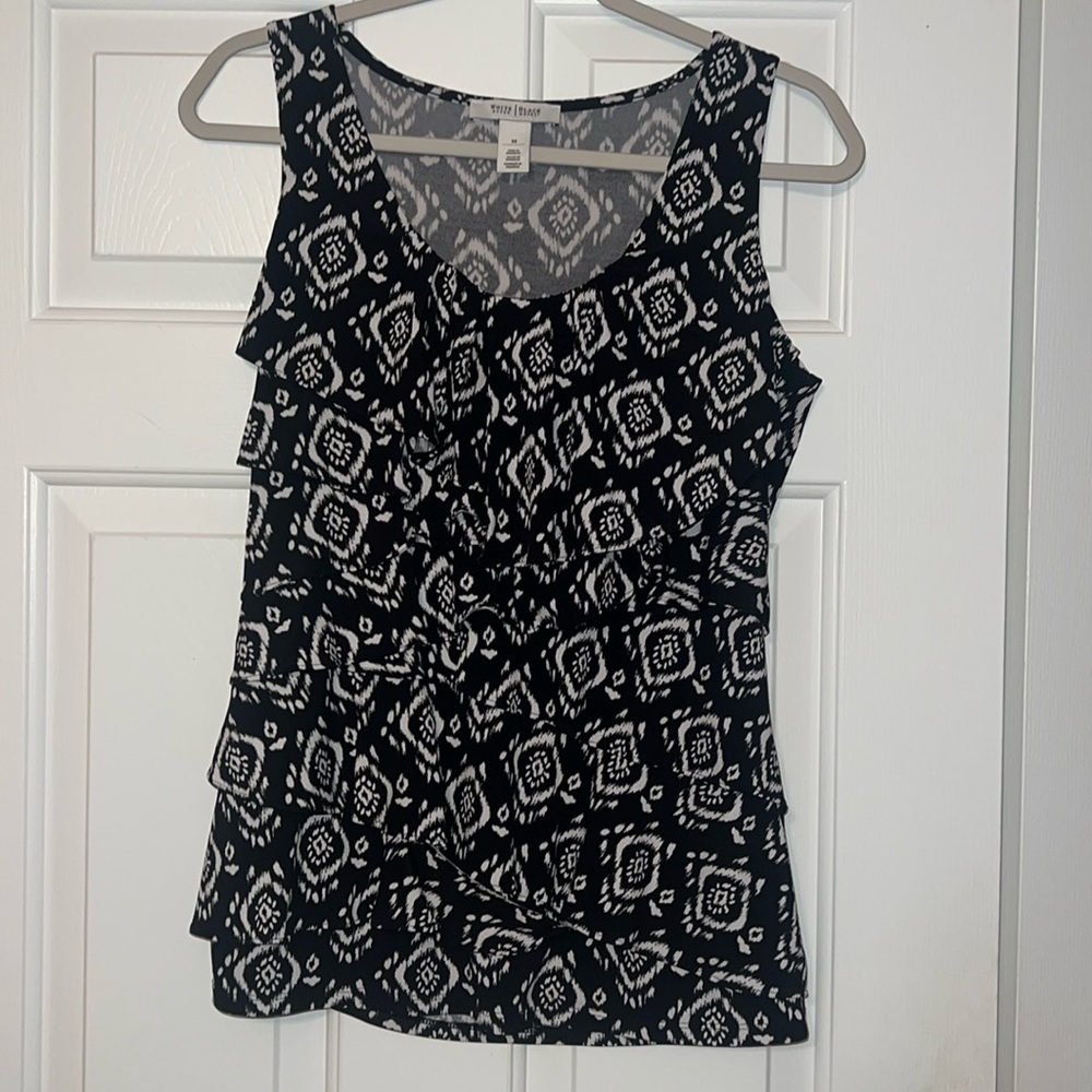 White House Black Market Black & White dressy Blouse -  Tank top Size Medium